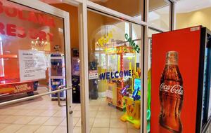 Elegant Solana Retreat Near Orlando’s Top Attractions - Davenport, Florida