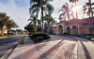 Elegant Solana Retreat Near Orlando’s Top Attractions - Davenport, Florida