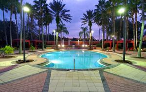 Elegant Solana Retreat Near Orlando’s Top Attractions - Davenport, Florida