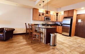 Cozy Wisconsin Dells Penthouse with River Access - Wisconsin Dells, Wisconsin