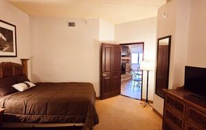 Cozy Wisconsin Dells Penthouse with River Access - Wisconsin Dells, Wisconsin