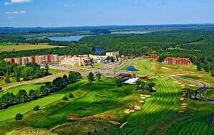 Cozy Wisconsin Dells Penthouse with River Access - Wisconsin Dells, Wisconsin