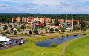 Cozy Wisconsin Dells Penthouse with River Access - Wisconsin Dells, Wisconsin