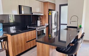 Contemporary Light-Filled Sanctuary with Club-Level Amenities - Playa del Carmen, Q.R.,, Mexico