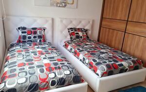 Contemporary Light-Filled Sanctuary with Club-Level Amenities - Playa del Carmen, Q.R.,, Mexico