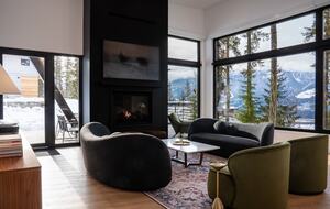 An Ultra-Luxe Basecamp for Four-Season Adventure - Revelstoke, Canada