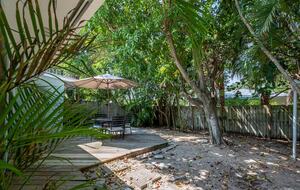 Pineapple Pad | Coastal Comfort Just Steps from the Sand - Vero Beach, Florida