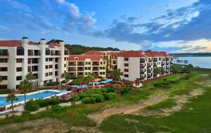 Marriott's Harbour Point and Sunset Pointe at Shelter Cove | Two Bedroom Villa - Hilton Head, South Carolina