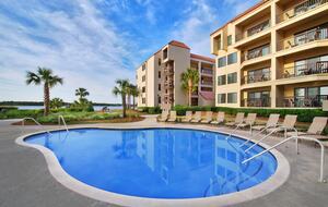 Marriott's Harbour Point and Sunset Pointe at Shelter Cove | Two Bedroom Villa - Hilton Head, South Carolina