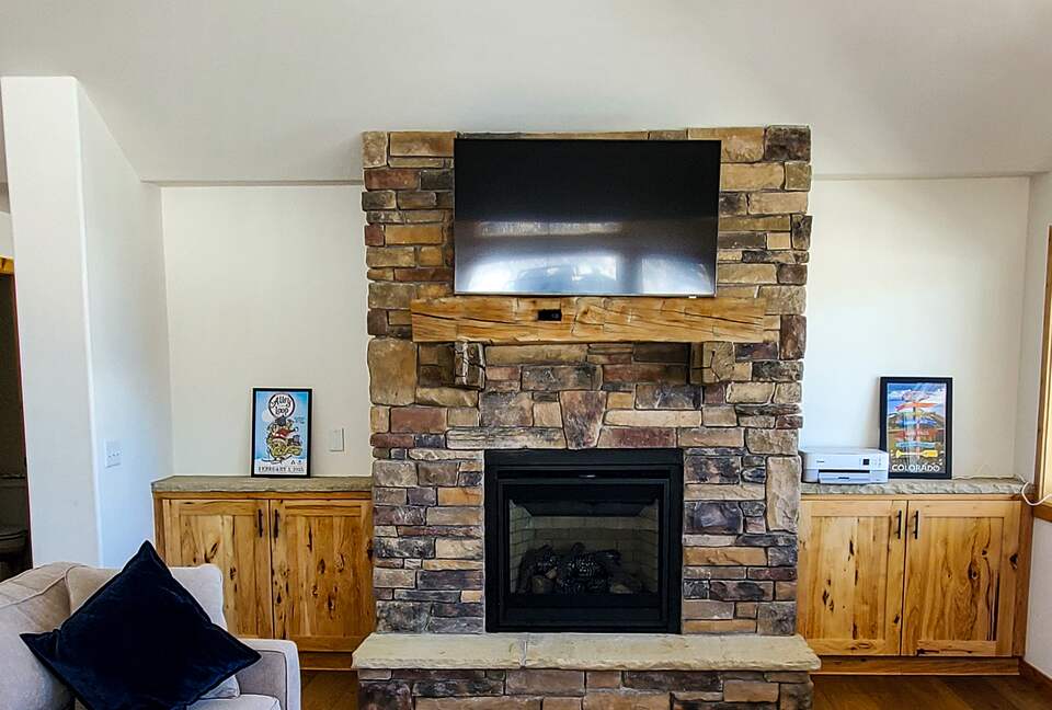 Gas fireplace