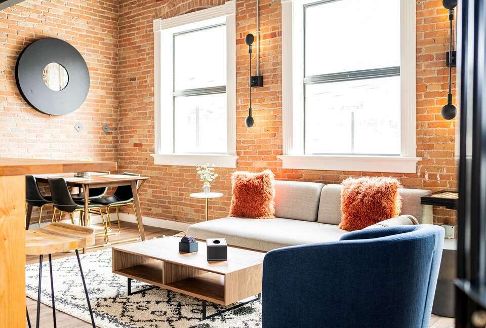 Downtown Ogden Escape Steps from Historic 25th Street - Ogden, Utah