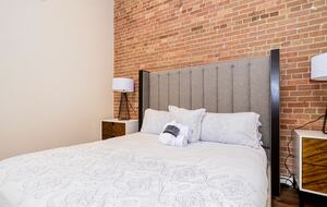 Downtown Ogden Escape Steps from Historic 25th Street - Ogden, Utah