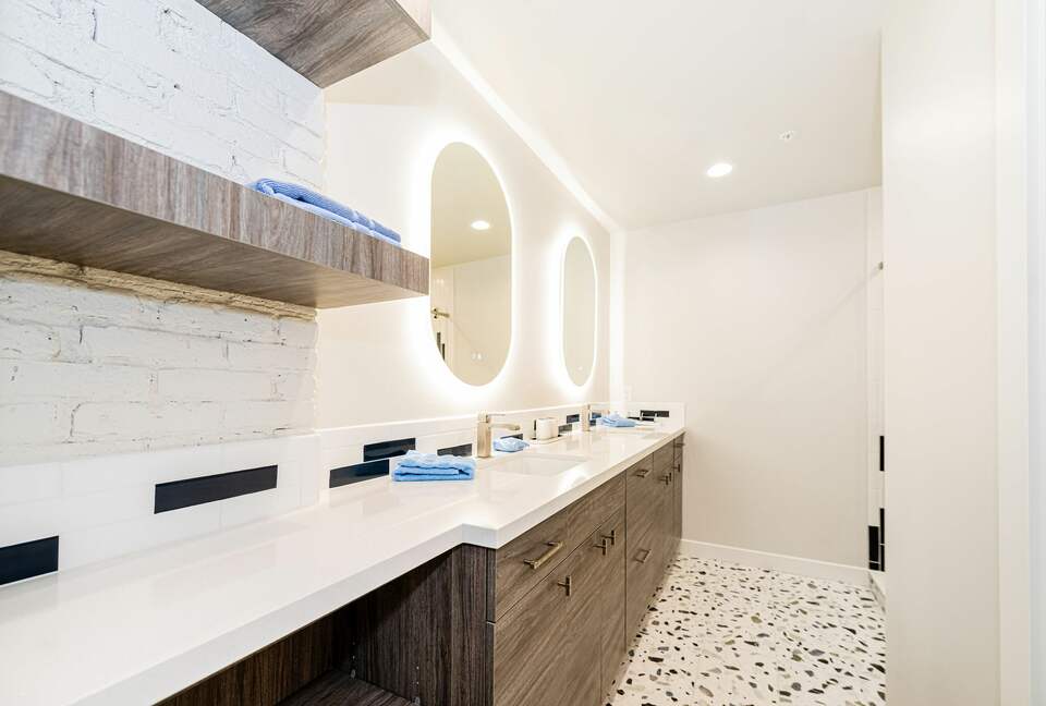 Downtown Ogden Escape Steps from Historic 25th Street - Ogden, Utah