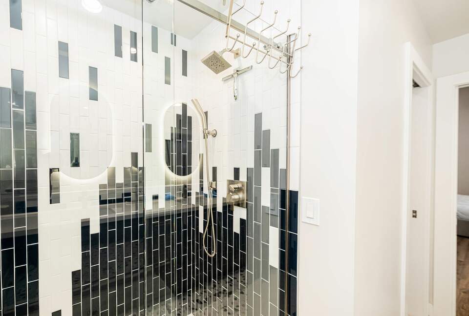 Downtown Ogden Escape Steps from Historic 25th Street - Ogden, Utah