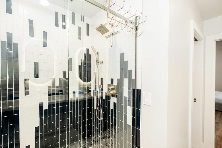 Downtown Ogden Escape Steps from Historic 25th Street - Ogden, Utah