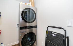 Downtown Ogden Escape Steps from Historic 25th Street - Ogden, Utah