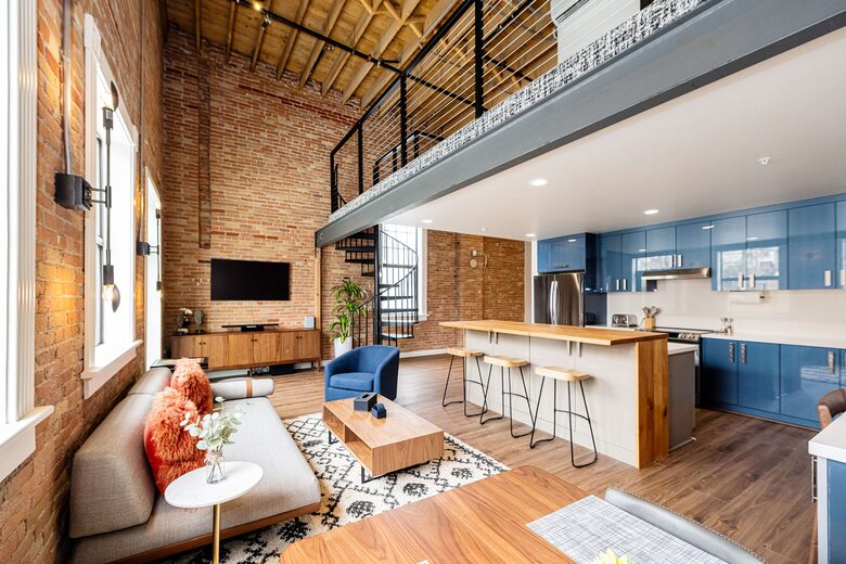 Downtown Ogden Escape Steps from Historic 25th Street - Ogden, Utah