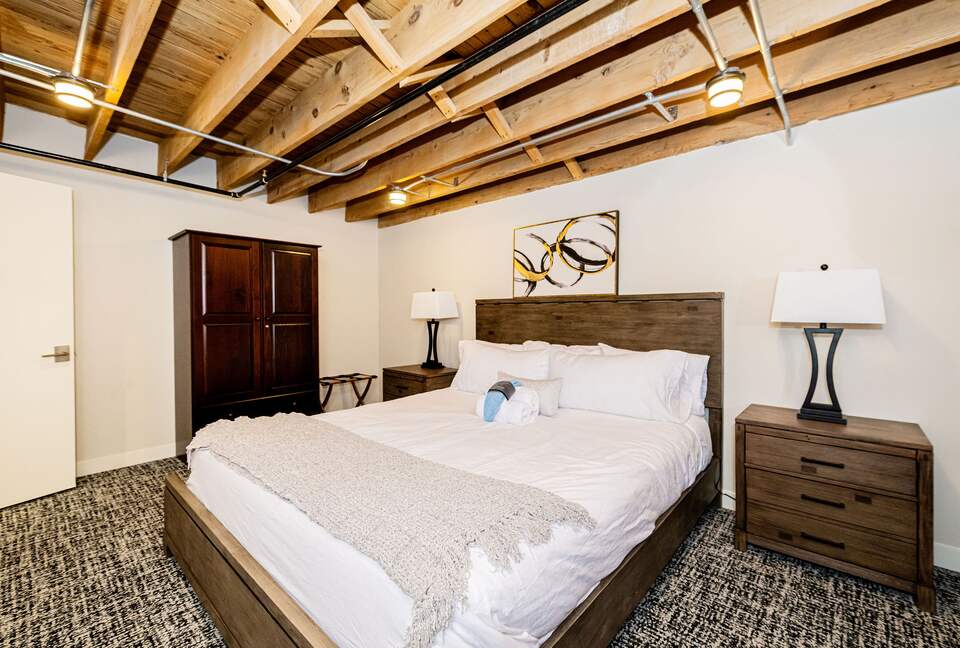 Downtown Ogden Escape Steps from Historic 25th Street - Ogden, Utah