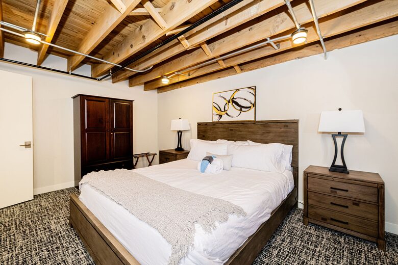 Downtown Ogden Escape Steps from Historic 25th Street - Ogden, Utah