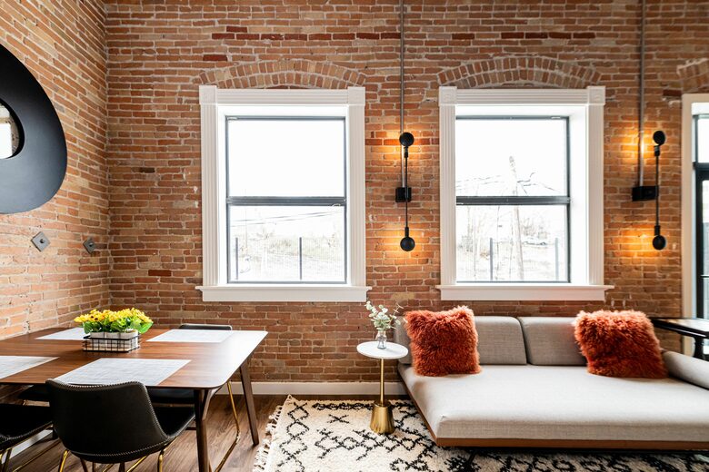 Downtown Ogden Escape Steps from Historic 25th Street - Ogden, Utah