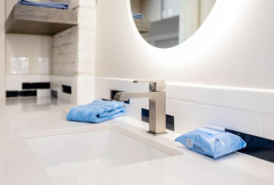 Downtown Ogden Escape Steps from Historic 25th Street - Ogden, Utah