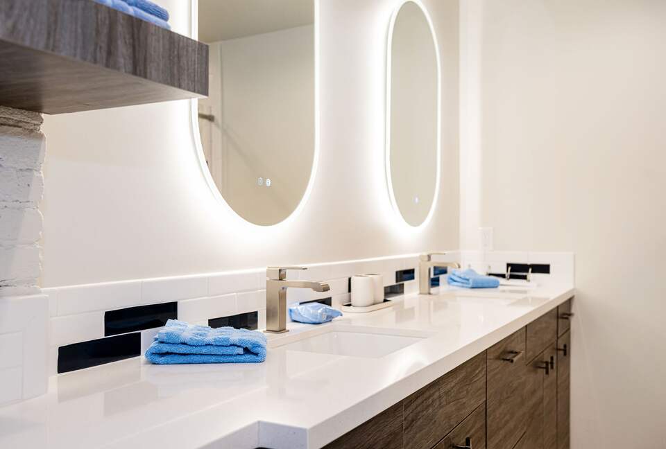 Downtown Ogden Escape Steps from Historic 25th Street - Ogden, Utah