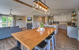 Elevated Elegance in the Smokies - Sevierville, Tennessee