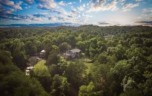 Elevated Elegance in the Smokies - Sevierville, Tennessee