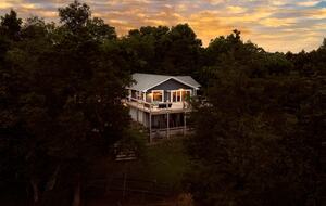 Elevated Elegance in the Smokies - Sevierville, Tennessee