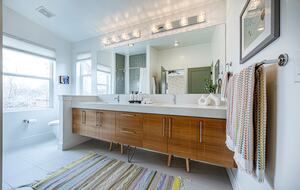 Warm and Stylish Denver Escape Close to Washington Park & Pearl Street - Denver, Colorado