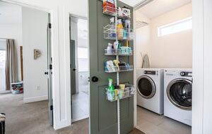 Warm and Stylish Denver Escape Close to Washington Park & Pearl Street - Denver, Colorado