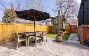 Warm and Stylish Denver Escape Close to Washington Park & Pearl Street - Denver, Colorado