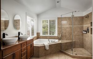 Spacious Wine Country Escape with Luxe Outdoor Living - Purcellville, Virginia