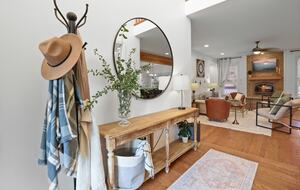 Spacious Wine Country Escape with Luxe Outdoor Living - Purcellville, Virginia