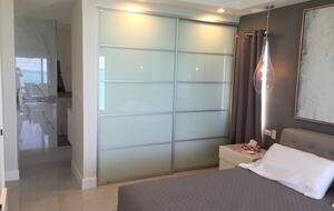 Oceanfront Escape in Exclusive Caves Point Community - Nassau, Bahamas