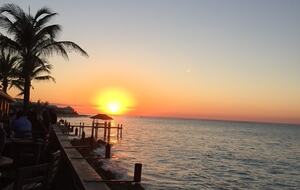 Oceanfront Escape in Exclusive Caves Point Community - Nassau, Bahamas