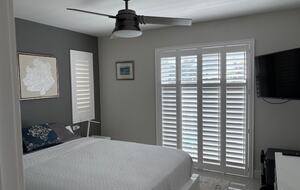 Oceanfront Escape in Exclusive Caves Point Community - Nassau, Bahamas