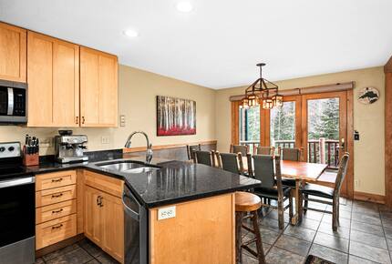 North Shore Escape with Moose Mountain Views - Lutsen, Minnesota