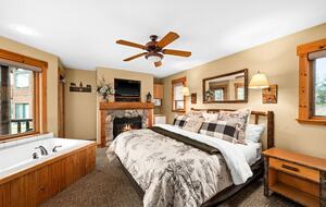 North Shore Escape with Moose Mountain Views - Lutsen, Minnesota