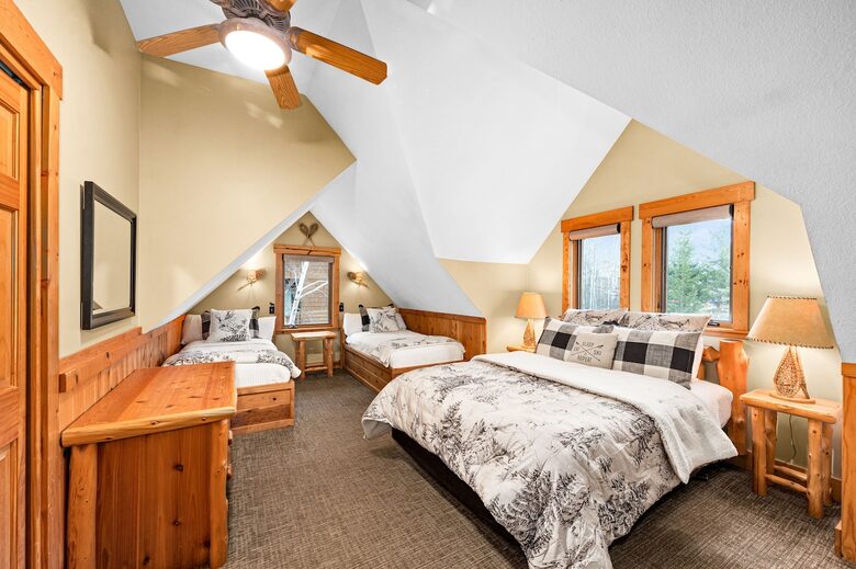 North Shore Escape with Moose Mountain Views - Lutsen, Minnesota