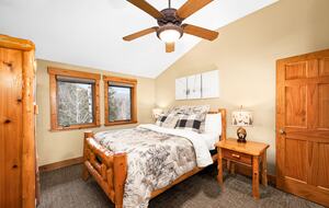 North Shore Escape with Moose Mountain Views - Lutsen, Minnesota