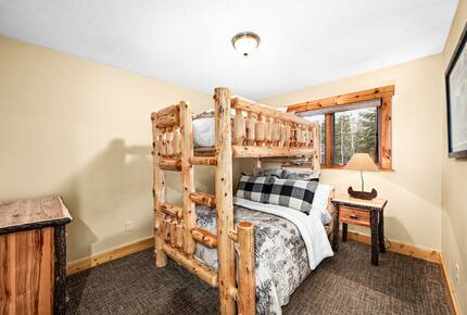 North Shore Escape with Moose Mountain Views - Lutsen, Minnesota