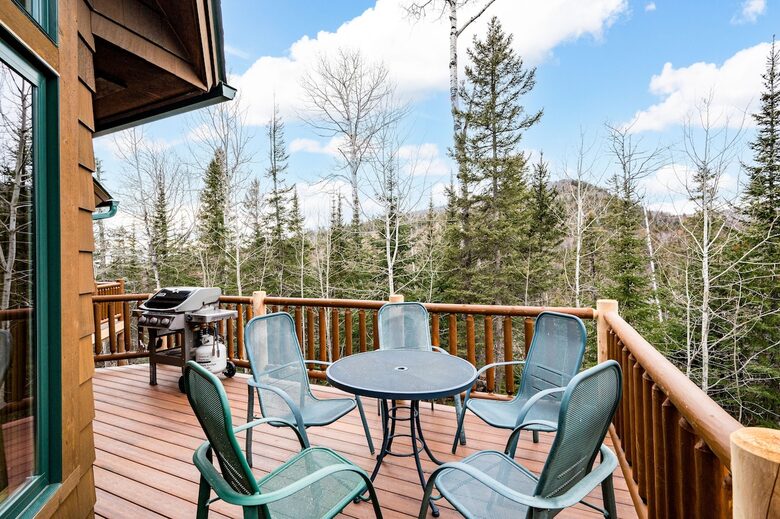 North Shore Escape with Moose Mountain Views - Lutsen, Minnesota