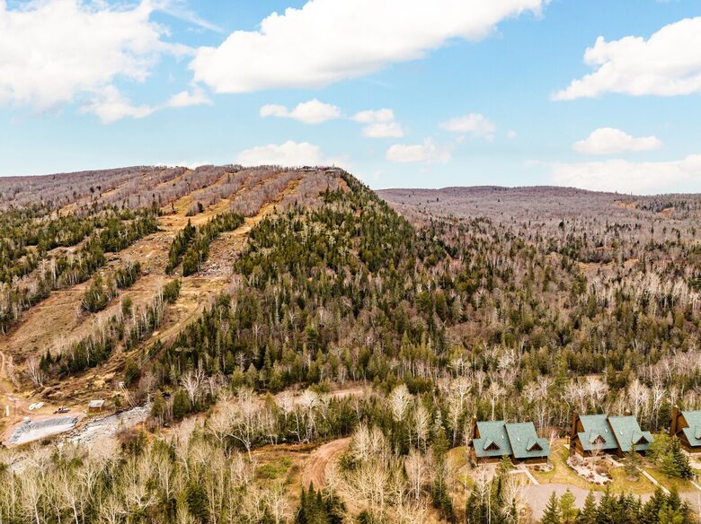 North Shore Escape with Moose Mountain Views - Lutsen, Minnesota