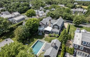 Elegant Edgartown Estate | Martha's Vineyard - Edgartown, Massachusetts