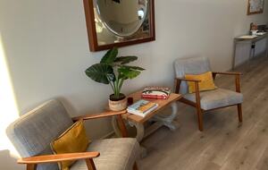 Elegant Houseboat Retreat with Panoramic Harbour Views - Bembridge, Isle of Wight, United Kingdom