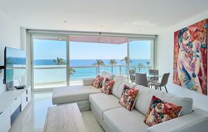 Elegant Ibiza Retreat with Panoramic Sea Views - Ibiza, Spain