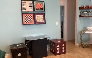 A Vibrant Retreat Near Naples Beach - Naples, Florida