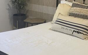 A Vibrant Retreat Near Naples Beach - Naples, Florida