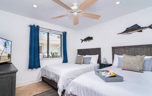 A Vibrant Retreat Near Naples Beach - Naples, Florida